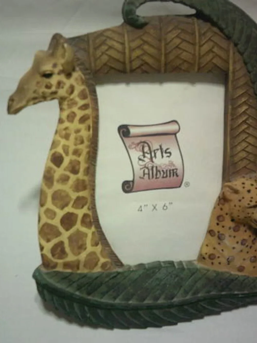 VTG ARTS ALBUM JUNGLE AFRICA RESIN PICTURE FRAME 4X6